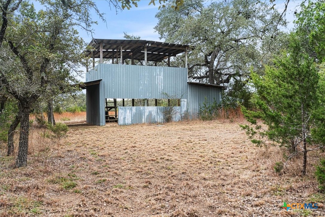 711 Deer Run Property Photo 5