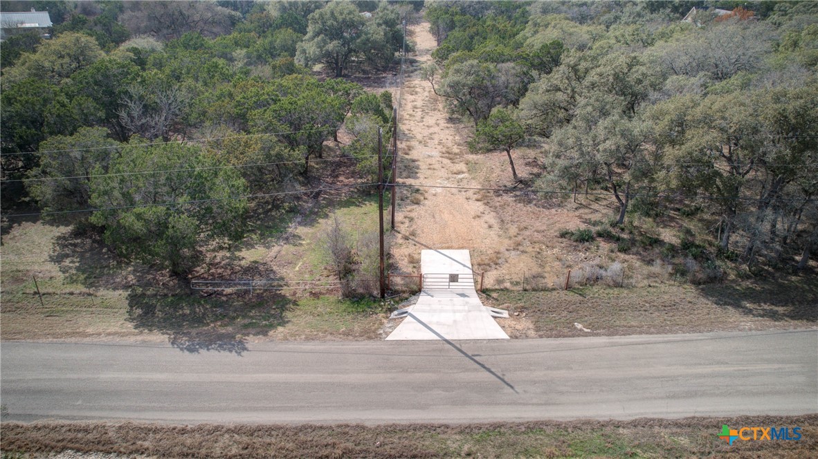 1463 Whispering Woods Trail Property Photo 4