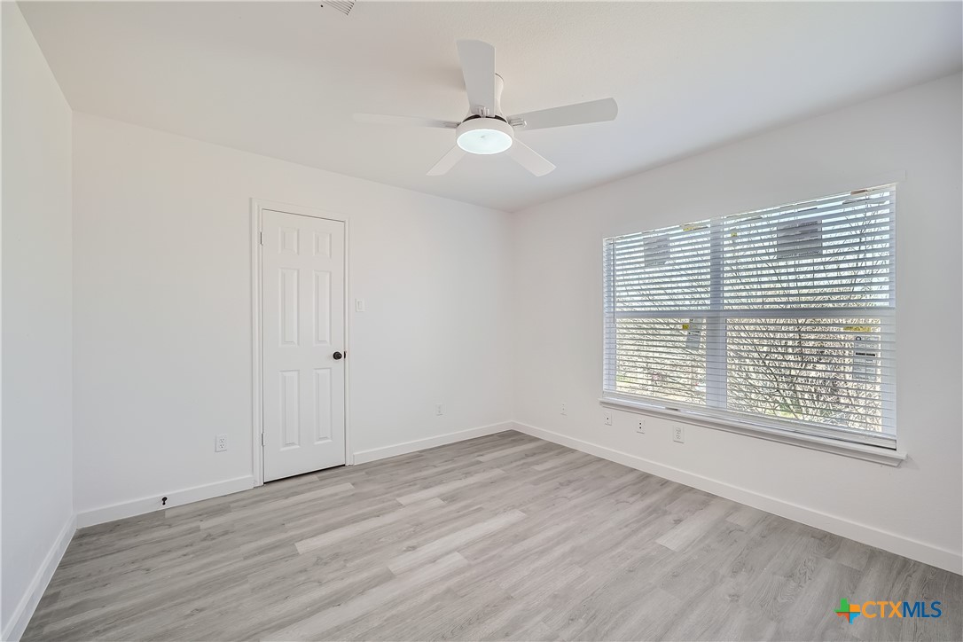 2604 Andres Way Property Photo 18