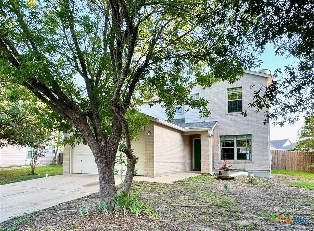 201 Windridge Drive Property Photo 1