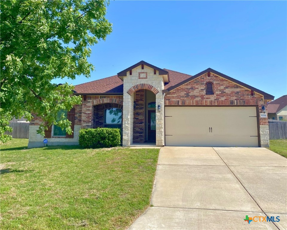 1124 H K Allen Parkway Property Photo 3