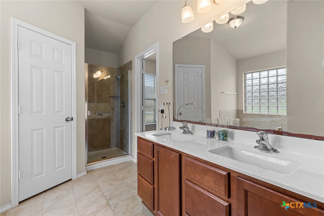 1124 H K Allen Parkway Property Photo 19