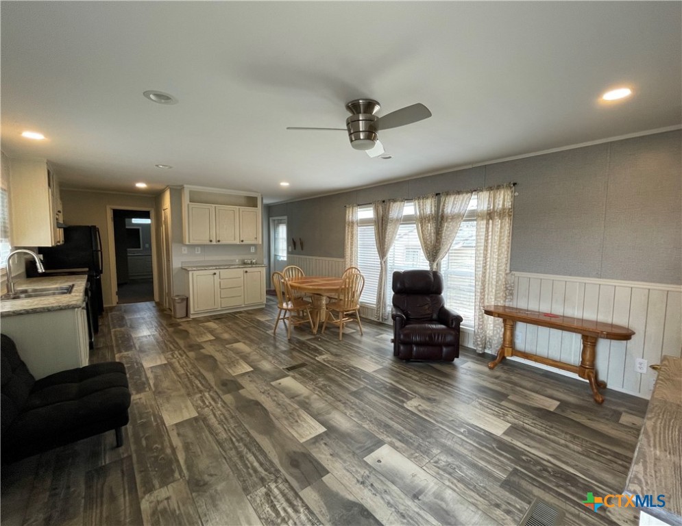 349 9th Street Property Photo 1