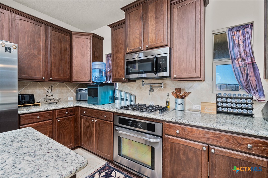 110 Eugene Lane Property Photo 20