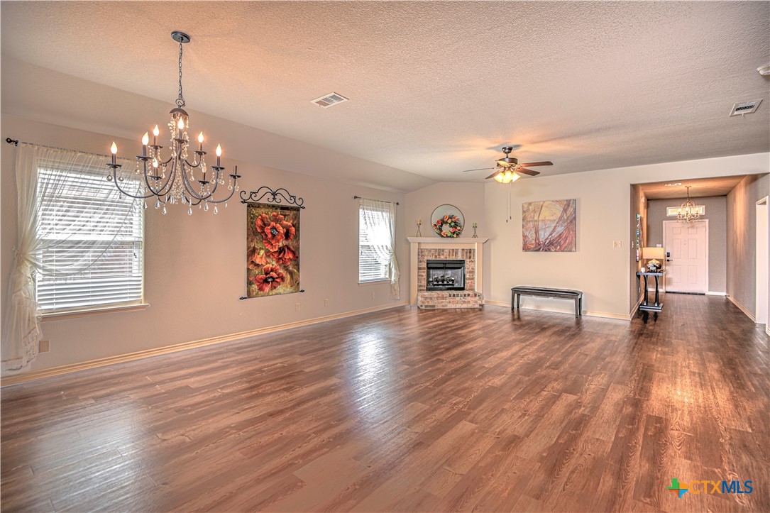 6826 Ambrose Circle Property Photo 9