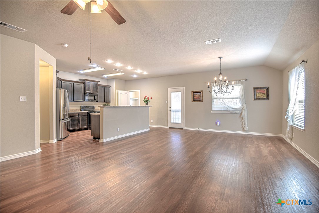 6826 Ambrose Circle Property Photo 13