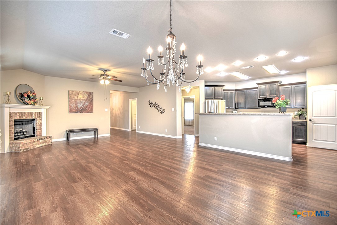 6826 Ambrose Circle Property Photo 14