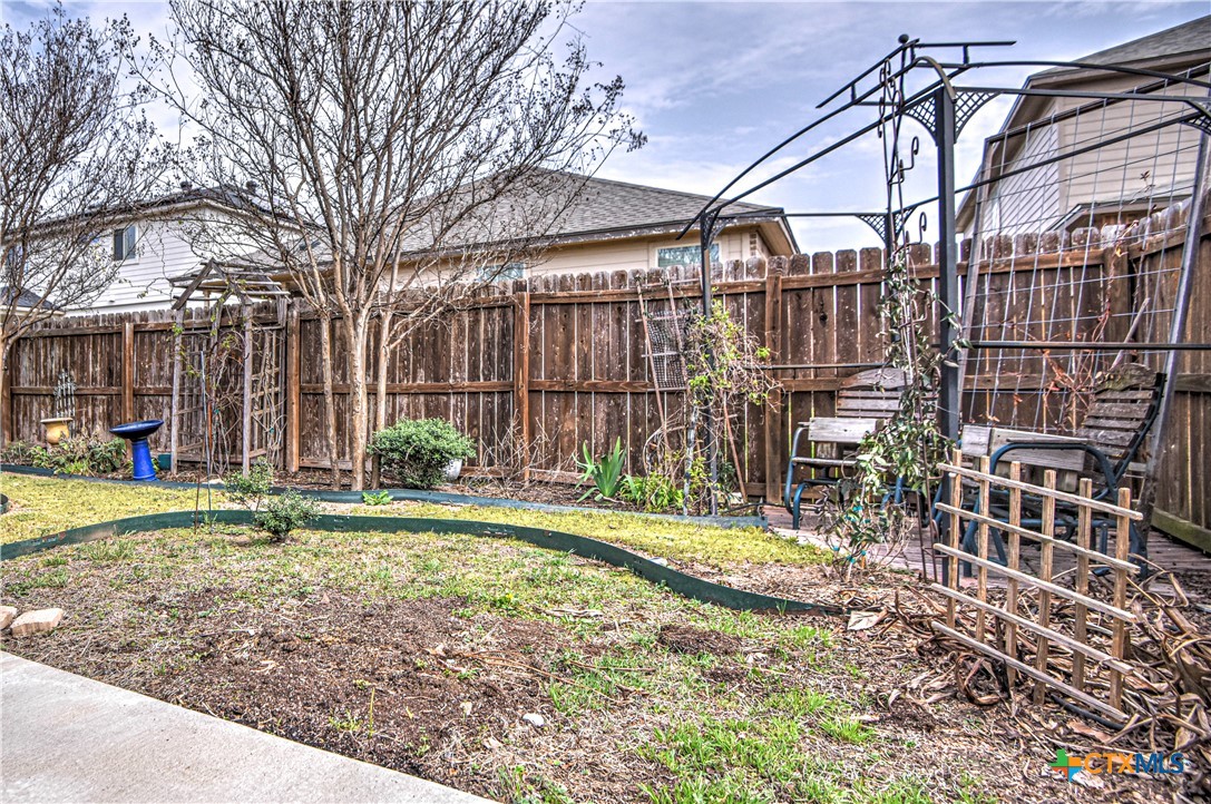 6826 Ambrose Circle Property Photo 31