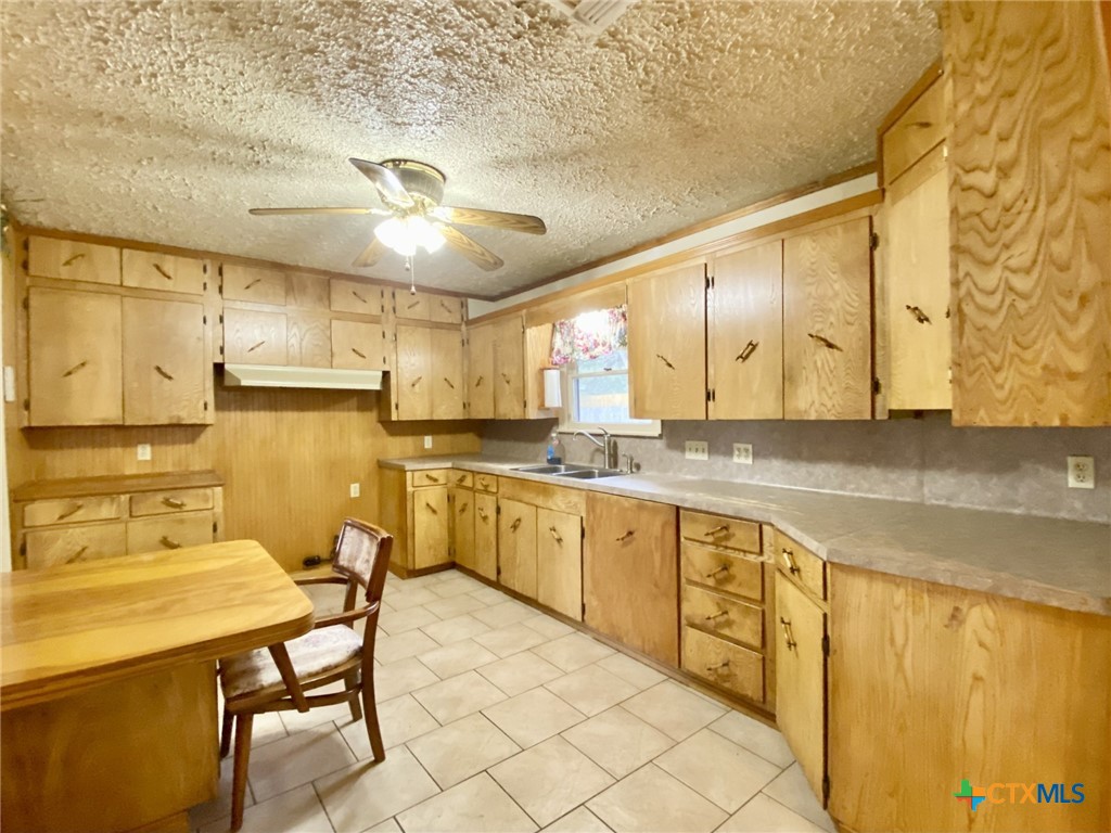 1003 N Kleas Street Property Photo 19