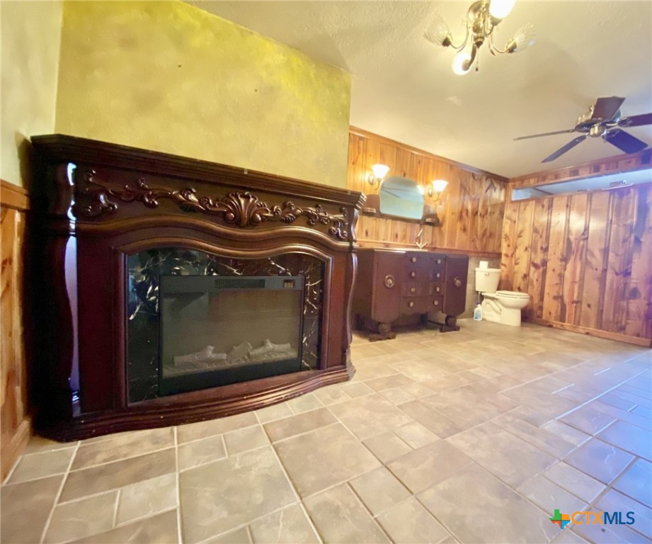 1003 N Kleas Street Property Photo 32