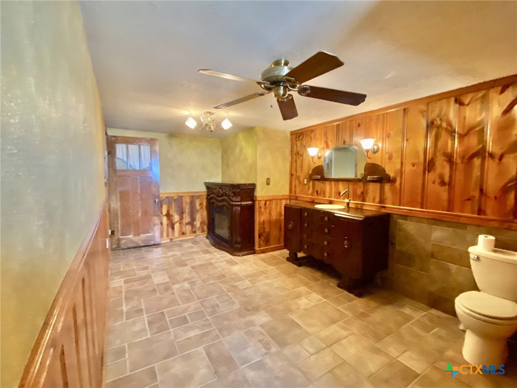 1003 N Kleas Street Property Photo 35