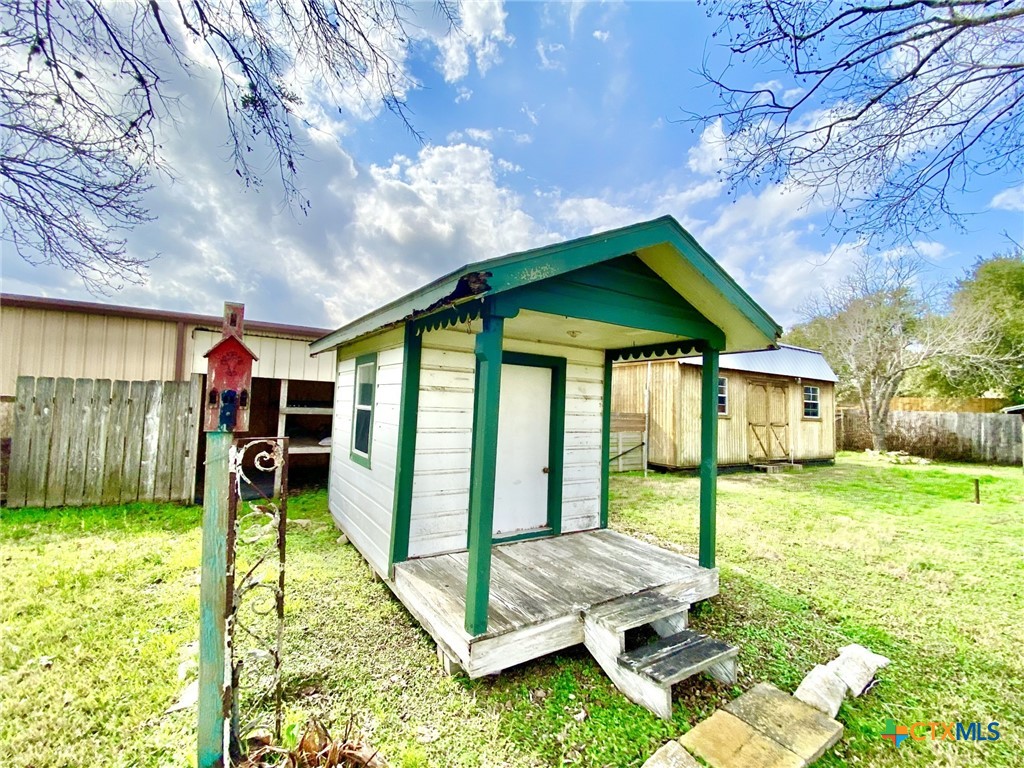1003 N Kleas Street Property Photo 42