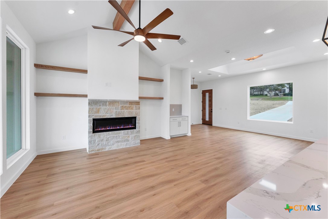 1419 Rain Song Property Photo 4