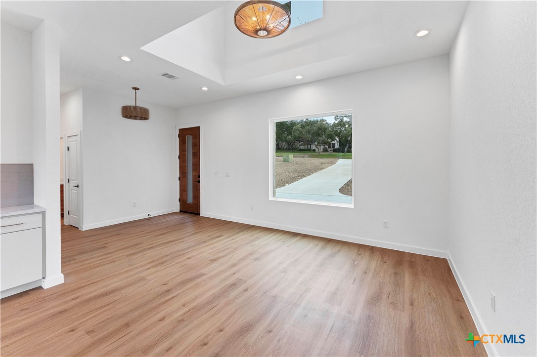 1419 Rain Song Property Photo 5