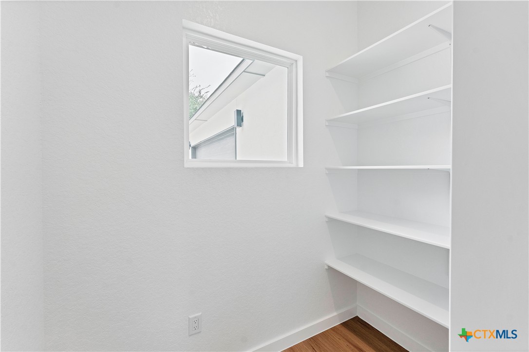 1419 Rain Song Property Photo 8
