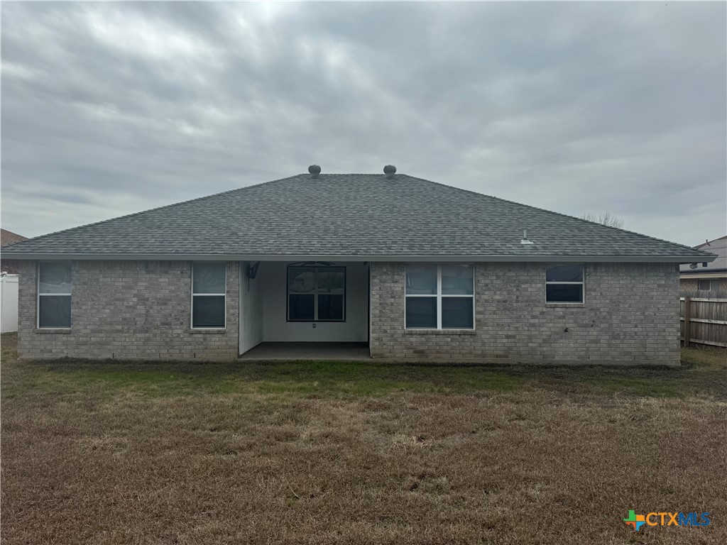 503 Medina Drive Property Photo 12