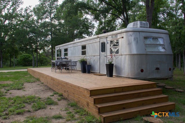 2889 Fm 1704 Property Photo 6