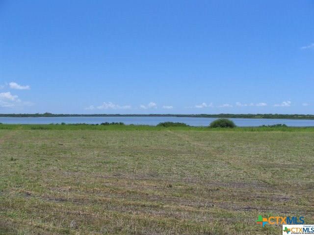 26 Bay Point Drive Drive Property Photo 2