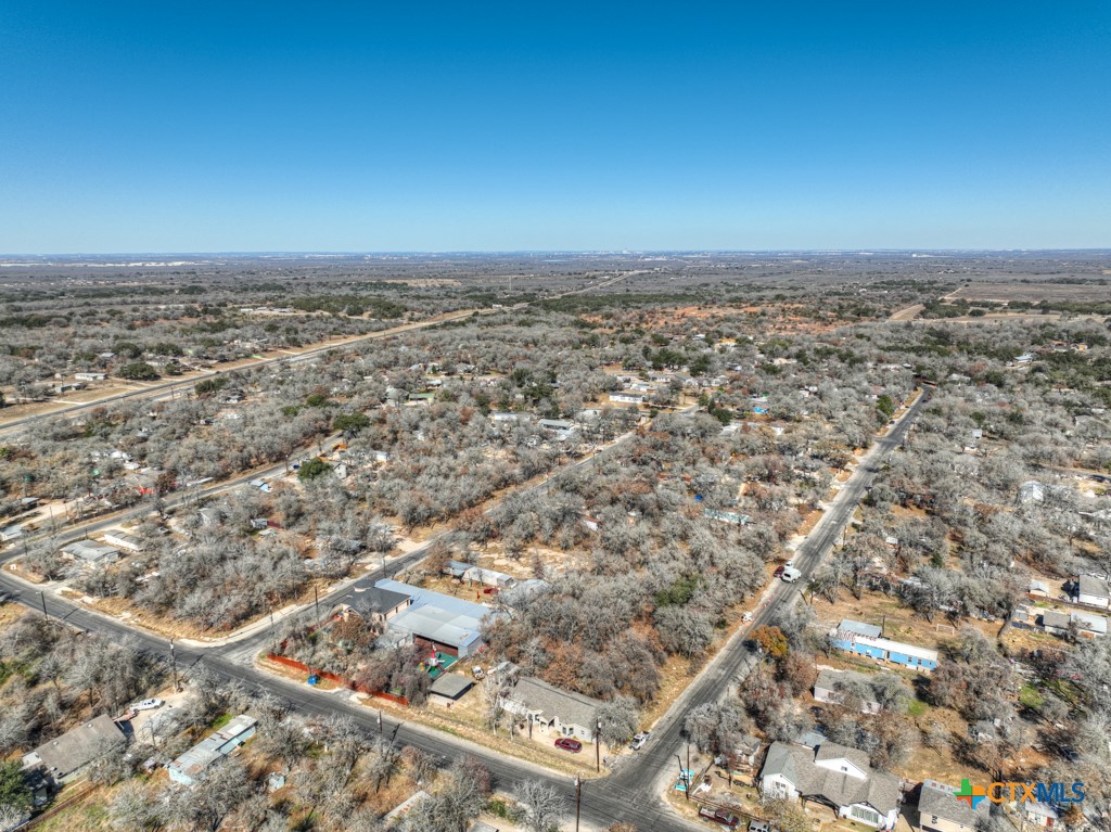23115 Pocahontas Property Photo 7