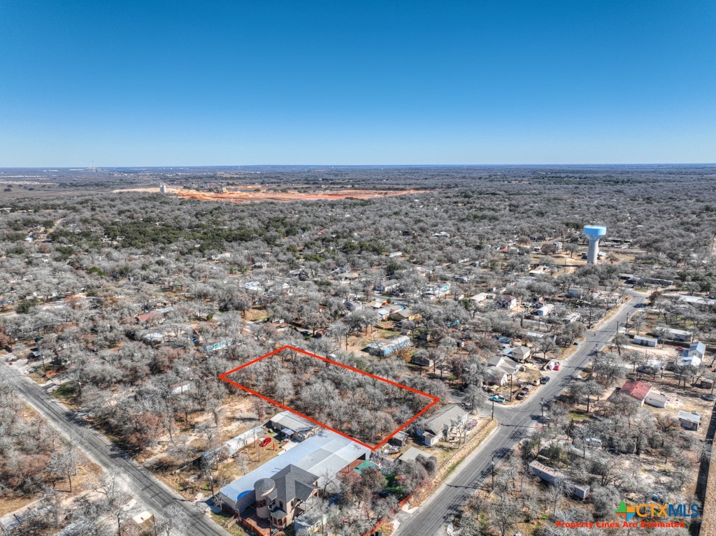 23115 Pocahontas Property Photo 8