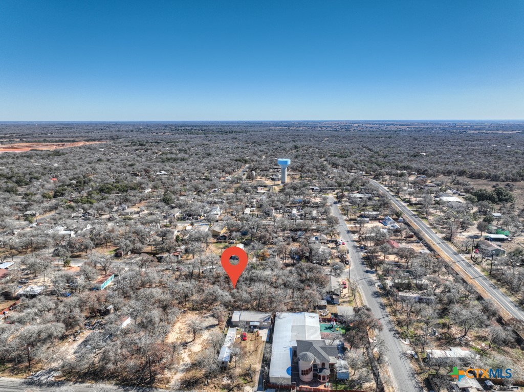 23115 Pocahontas Property Photo 9