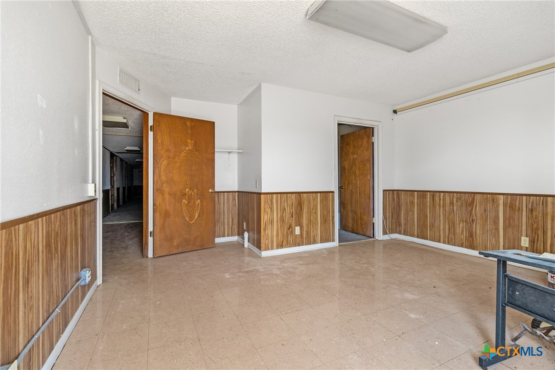2900 Trimmier Road Property Photo 24