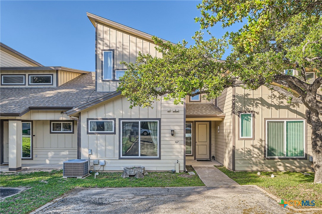 507 Venture Boulevard Property Photo