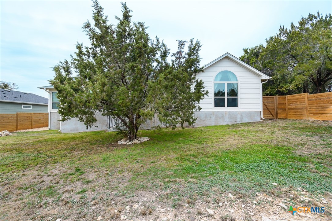 4001 Crockett Avenue Property Photo 32