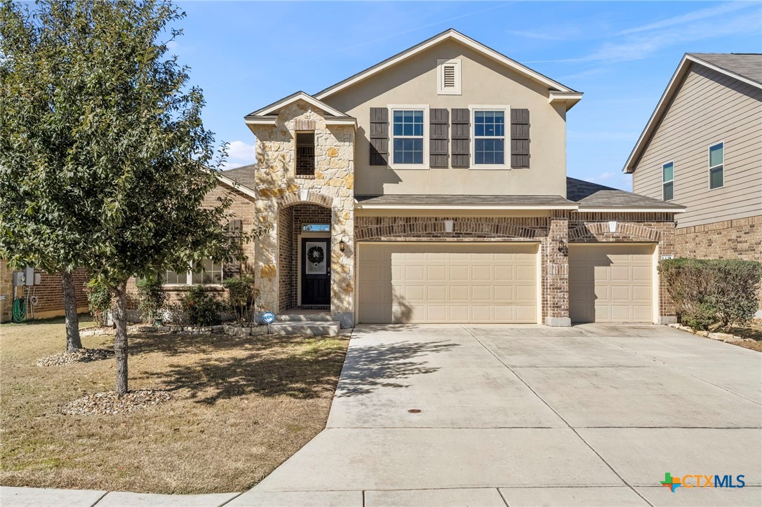 1421 Shadow Rock Property Photo 3
