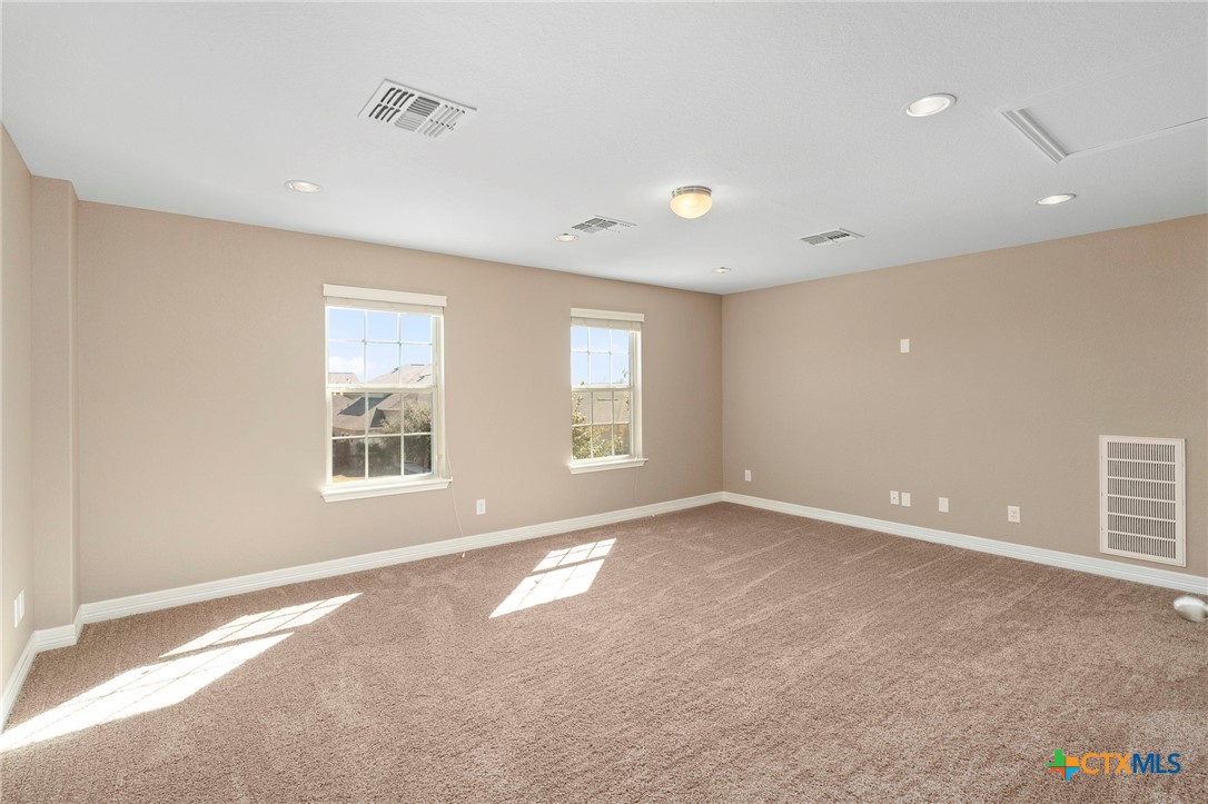 1421 Shadow Rock Property Photo 30