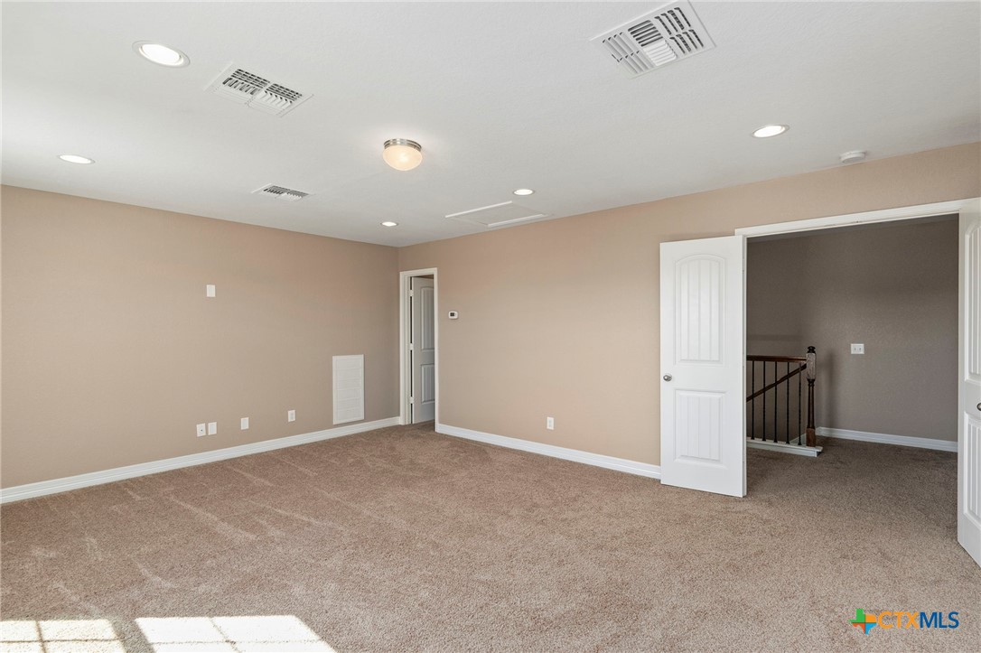 1421 Shadow Rock Property Photo 33