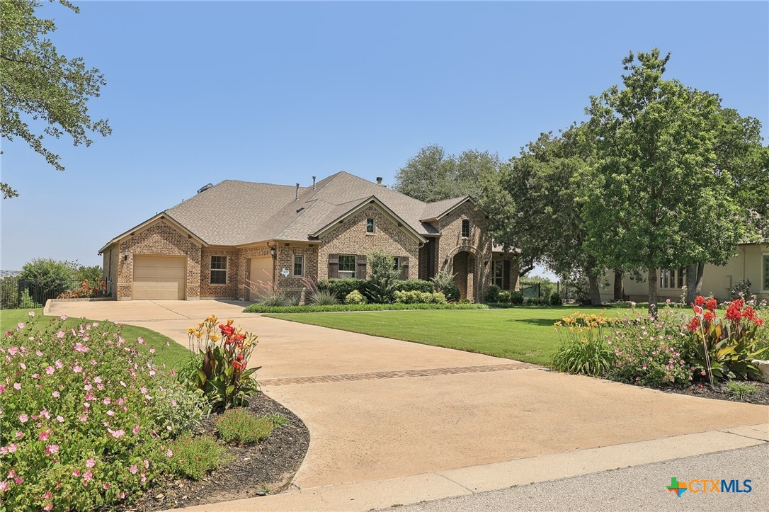 3009 Vista Heights Drive Property Photo 1