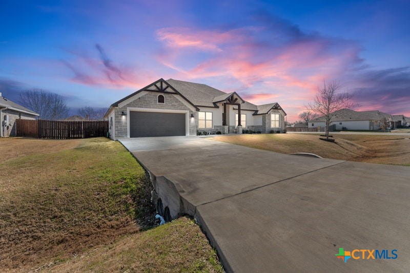 6909 Greenfield Drive Property Photo 4