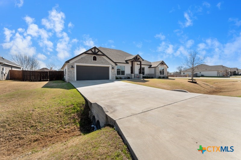6909 Greenfield Drive Property Photo 5