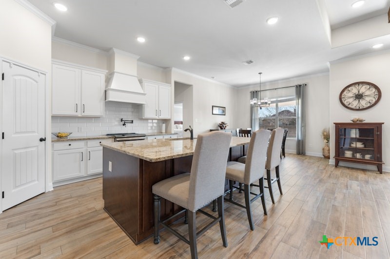 6909 Greenfield Drive Property Photo 15
