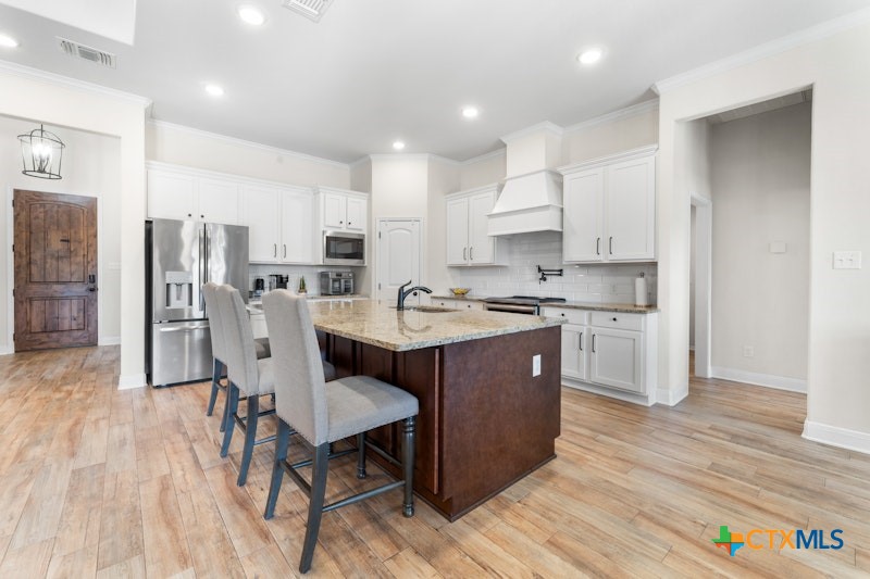 6909 Greenfield Drive Property Photo 16