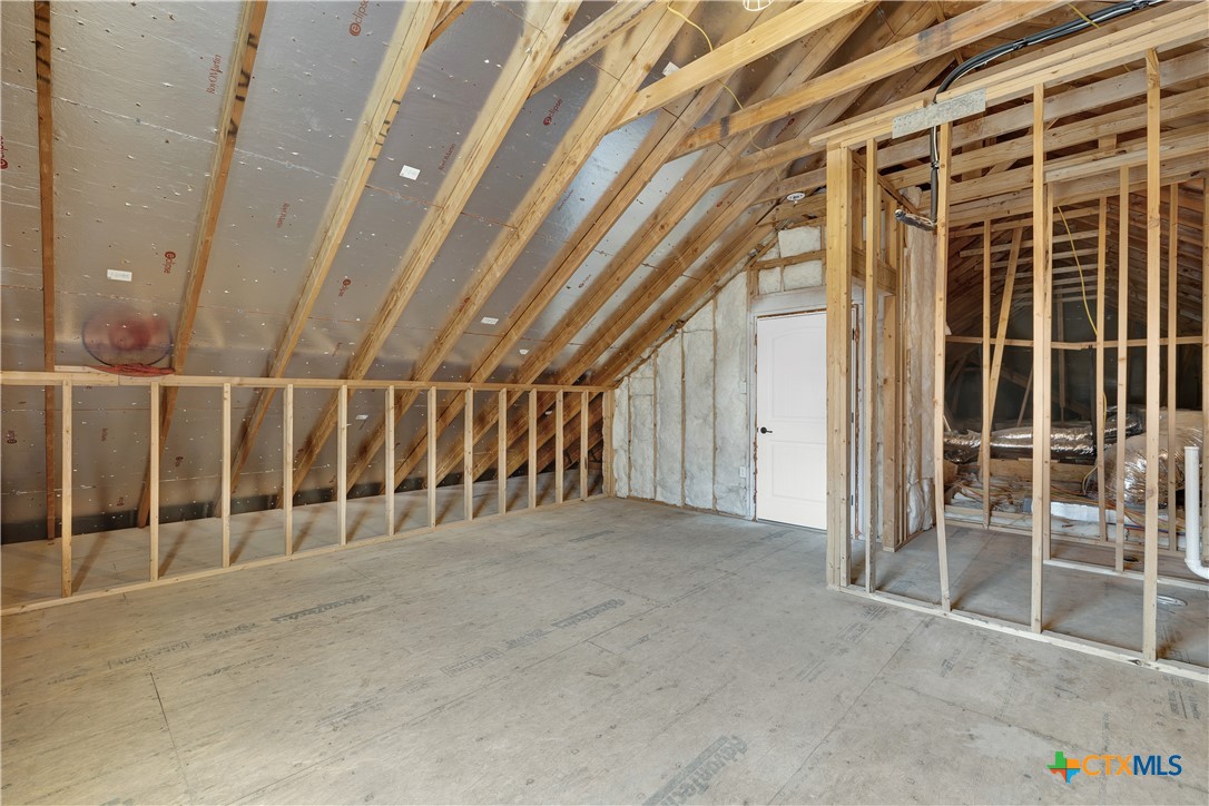 948 Hudson Lane Property Photo 35