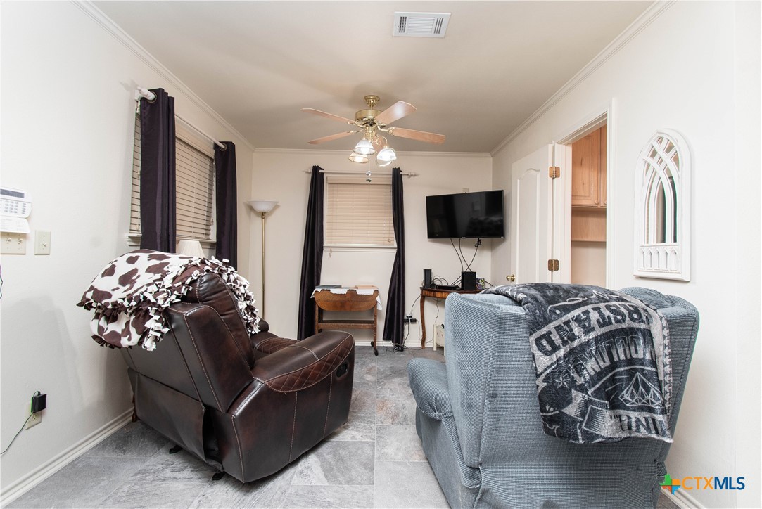 9821 Fm 439 Property Photo 28