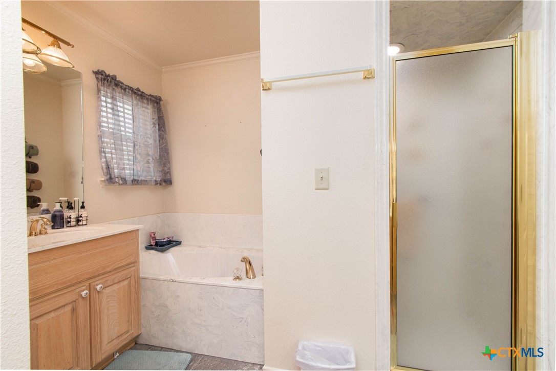 9821 Fm 439 Property Photo 32