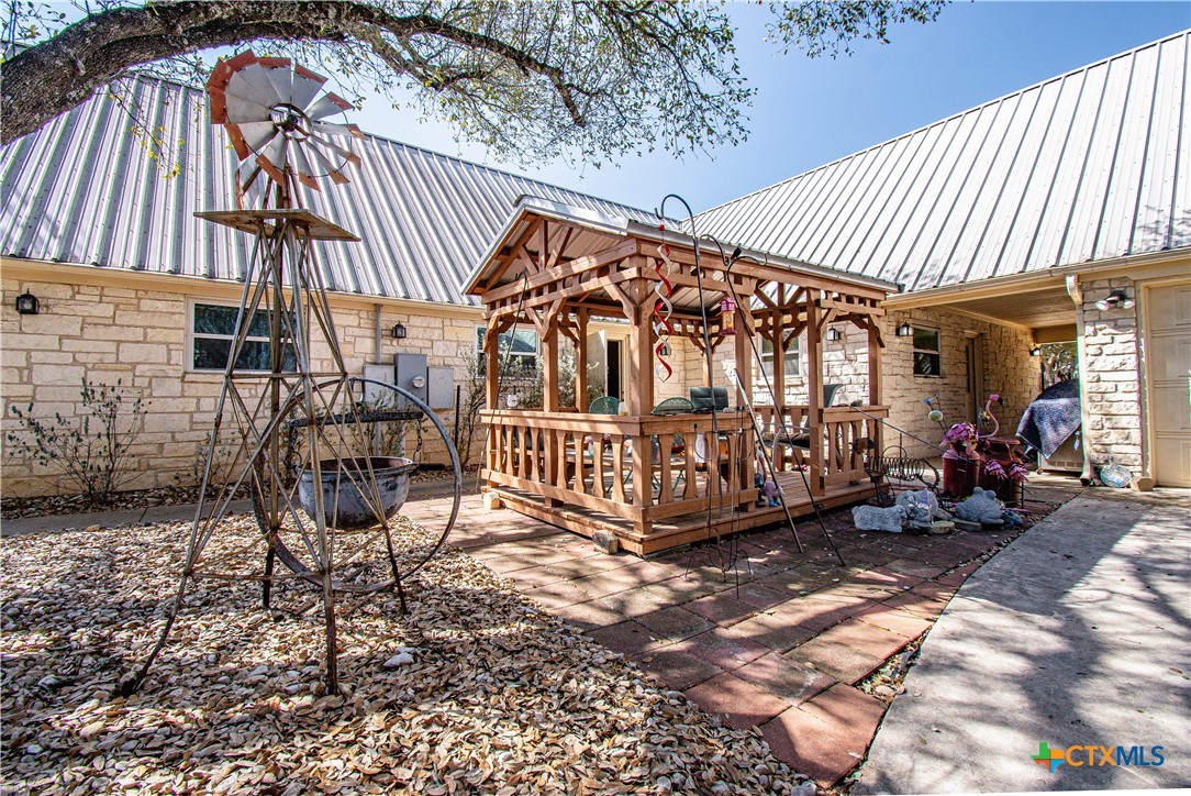 9821 Fm 439 Property Photo 34