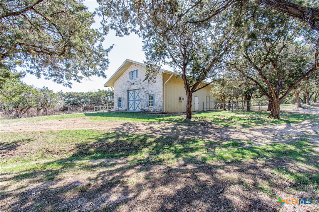 9821 Fm 439 Property Photo 37