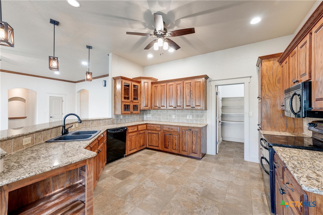 11425 E Us-90 Property Photo 25