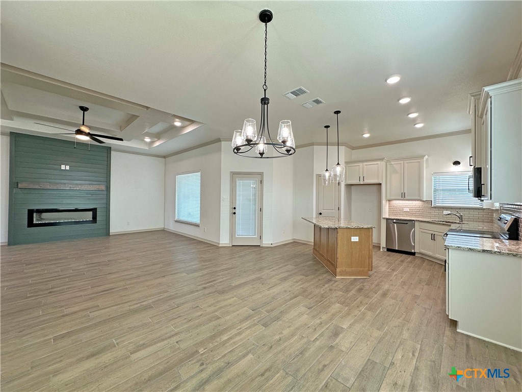 4521 Agave Trail Property Photo 7