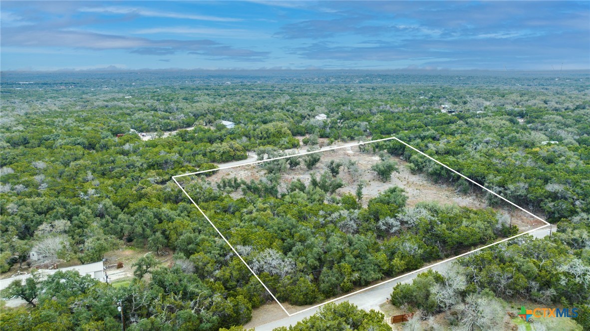 301 Lonesome Trail Property Photo 5