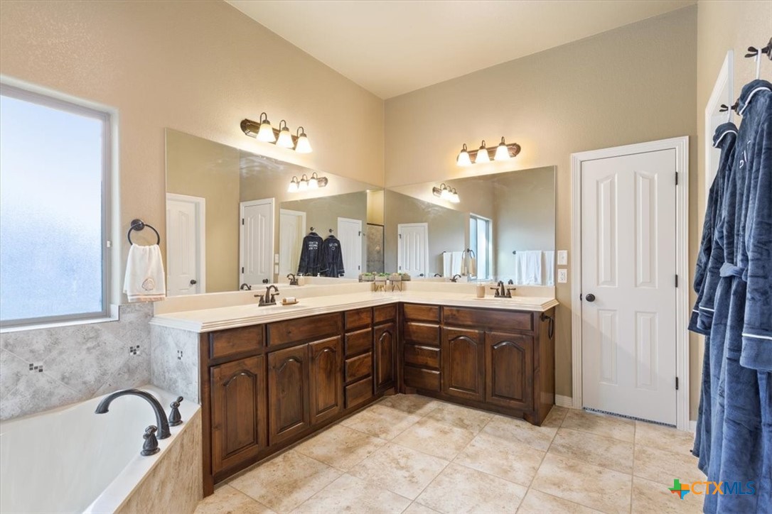 1803 Tejon Court Property Photo 21
