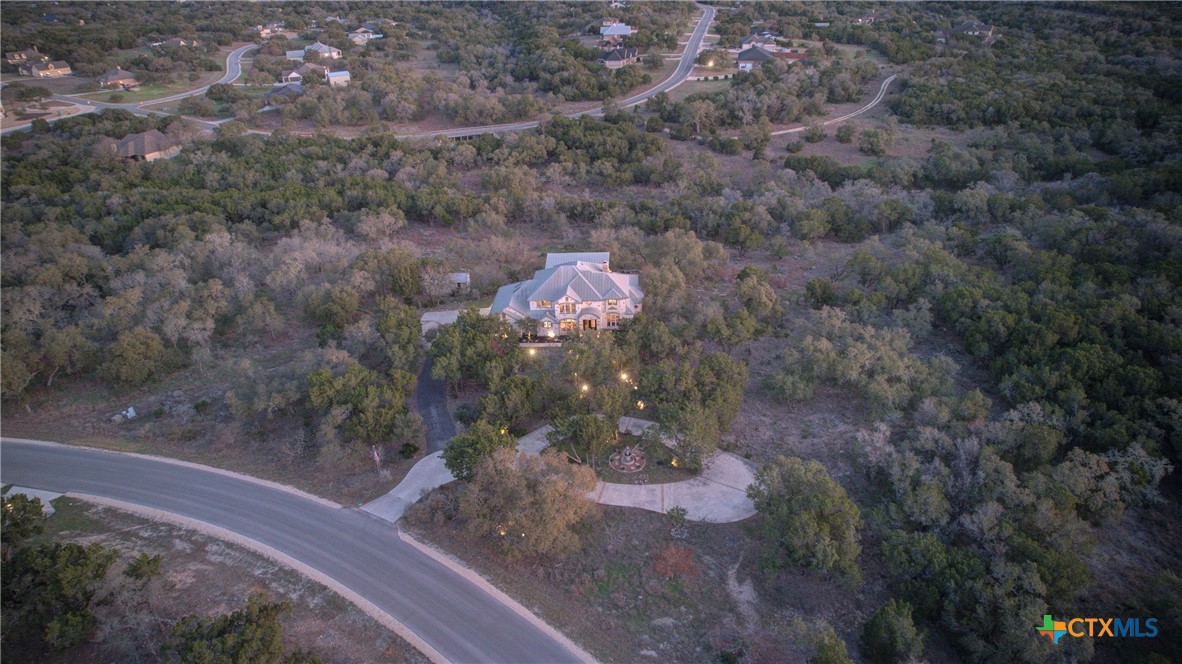 359 Cambridge Drive Property Photo 10