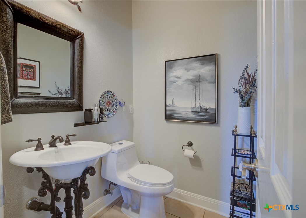 359 Cambridge Drive Property Photo 24