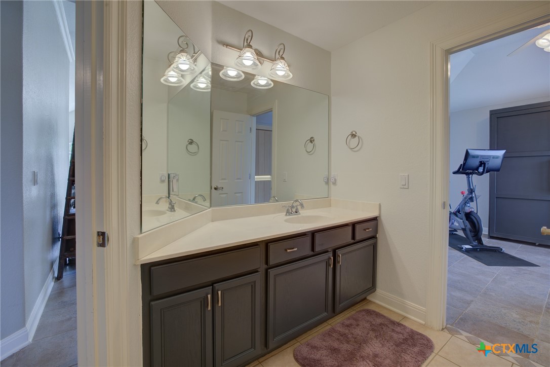 359 Cambridge Drive Property Photo 35