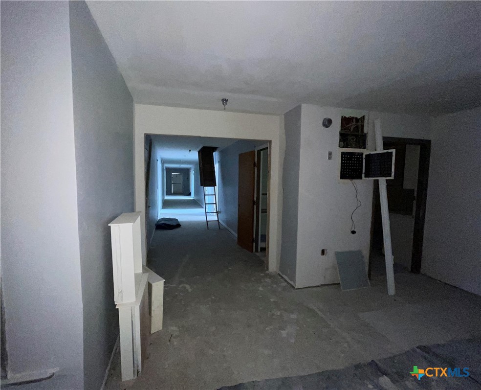1405 W Storey Property Photo 15