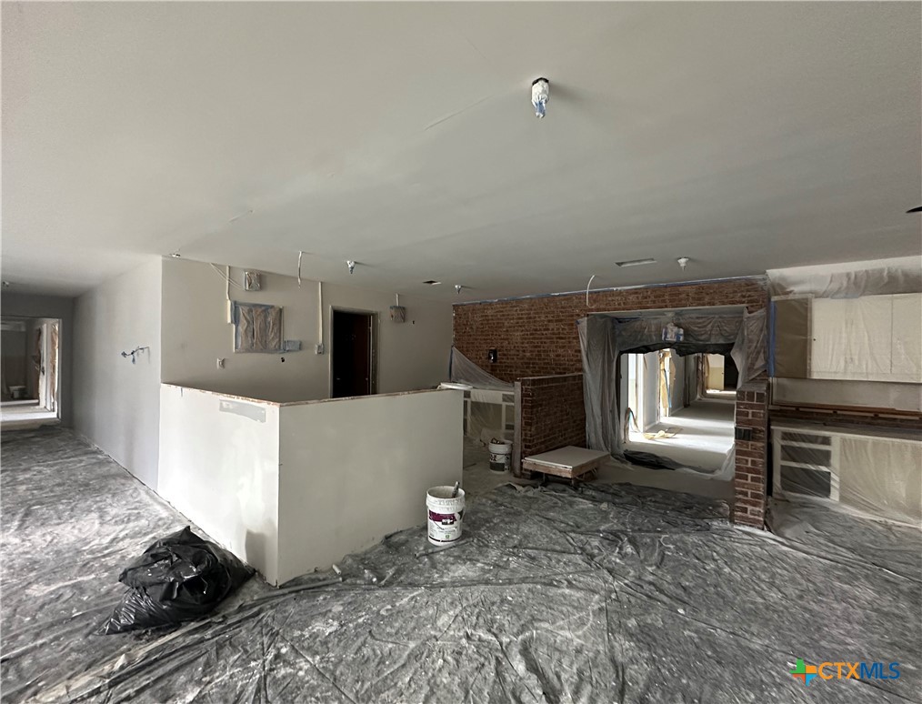 1405 W Storey Property Photo 20